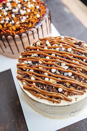 Caramel cake